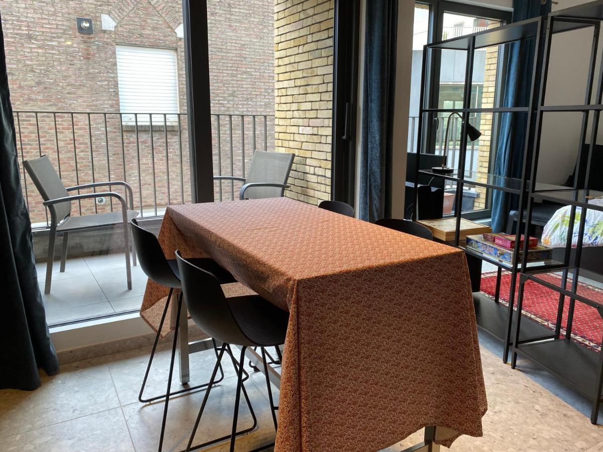 Studio Near Shopping K In K New Bright And Central Kortrijk Exterior photo